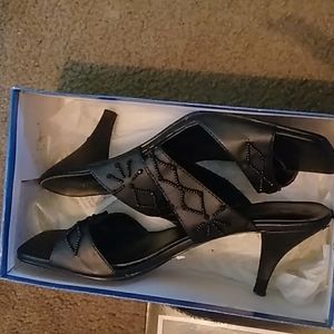 NEW YORK TRANSIT 9 MED /BLACK